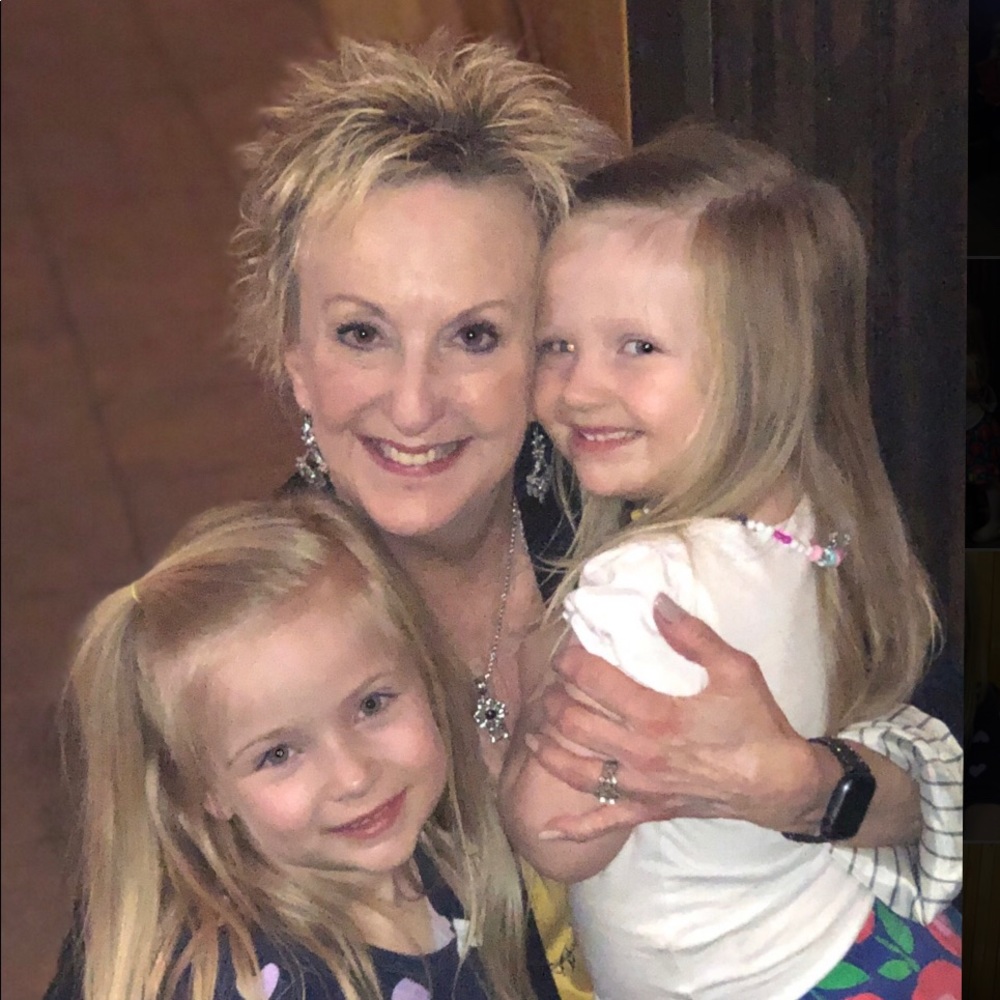 Meet your Posher, Ginny